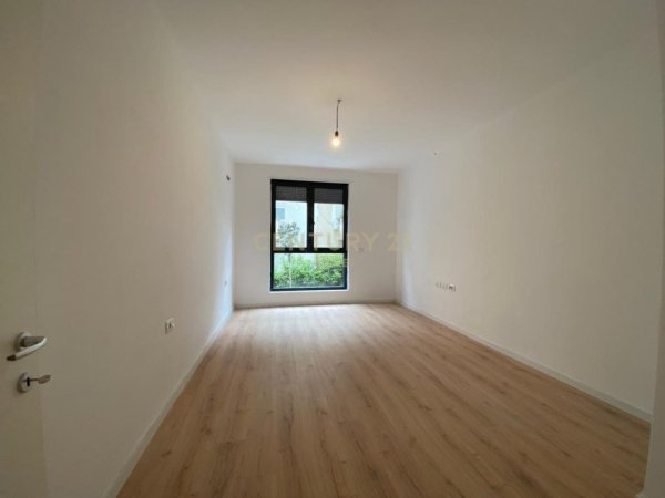 Tirane, shitet apartament 2+1+Aneks+Ballkon Kati 2, 130 m² 278.000 € (Garden Residence by Salillari, Kopshti Zoologjik!)