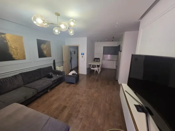 Tirane, jepet me qera apartament 2+1 Kati 6, 115 m² 750 € (Astir Green city)