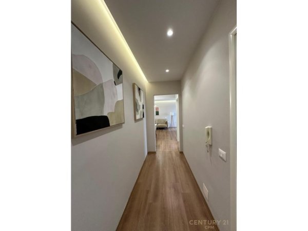Tirane, jepet me qera apartament 2+1 Kati 11, 90 m² 850 € (Kompleksi Delijorgji)
