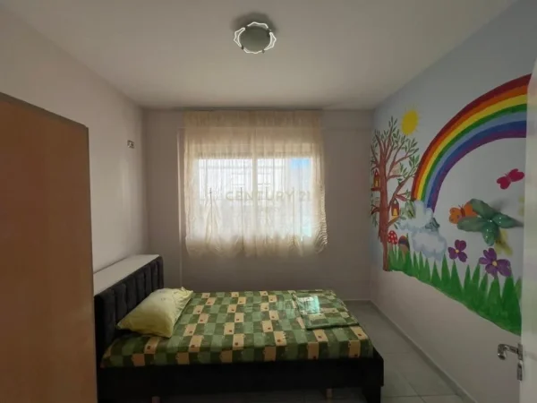 Tirane, jepet me qera apartament Kati 2, 75 m² 500 € (Fresku)