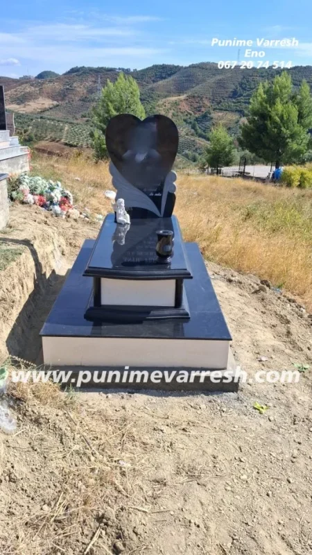 Tirane, ofroj Punime Varresh Elbasan - Modele Varresh Ne Forme Zemre - Granit Dhe Mermer