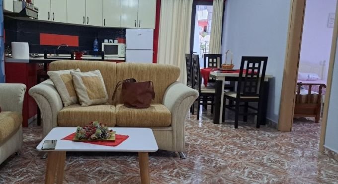Tirane, jepet me qera apartament 2+1 Kati 6, 85 m² 550 € (Ruga Muzaket)