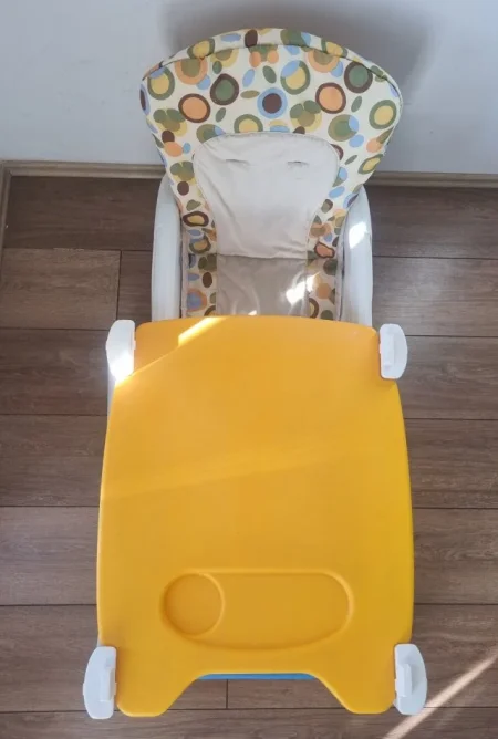 Tirane, shes Karrige ushqimi per femije 2/1 , 60 €