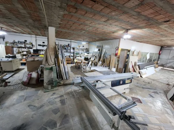 0683487469 Tirane, jepet me qera ambjent biznesi Kati 0, 218 m² 500 € (Alidemi , Prane Mangalem)