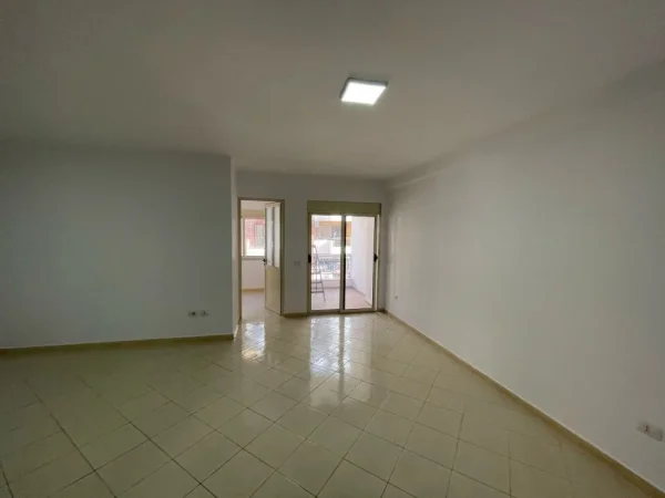 Tirane, shitet apartament 2+1+Aneks+Ballkon Kati 5, 100 m² 125.001 € 