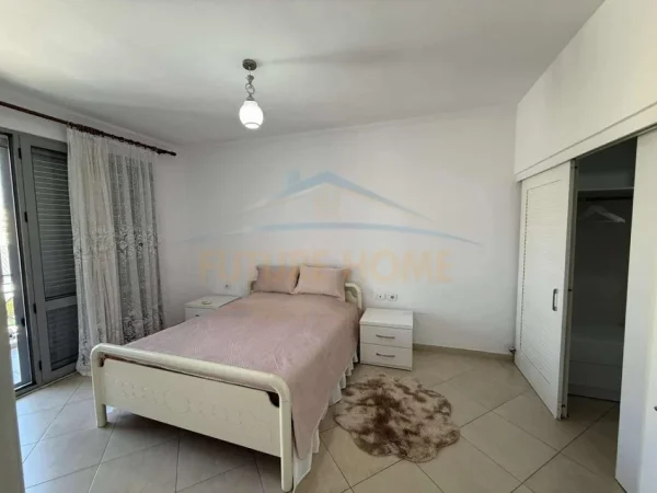 0683487469 Tirane, jepet me qera apartament 2+1 Kati 3, 110 m² 450 € (Kompleksi Ardeno , Rruga Industriale)
