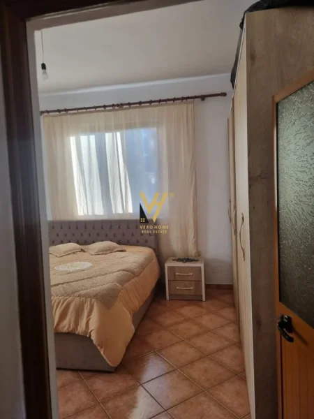 Tirane, jepet me qera Vile 4+1+Ballkon Kati 0, 228 m² 820 € (MISTO MAME)
