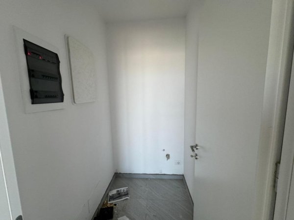 0683487469 Tirane, shitet apartament 3+1 Kati 12, 138 m² (Liqeni , Residena Lake View)