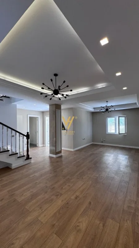 Tirane, jepet me qera Vile 3 Katshe Kati 0, 255 m² 1.800 € (FARKE)