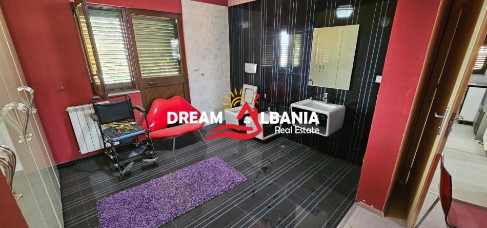 Tirane, jepet me qera apartament 1+1 Kati 3, 80 m² 420 € (sa kalon Terminalin e Autobuzave te Veriut)