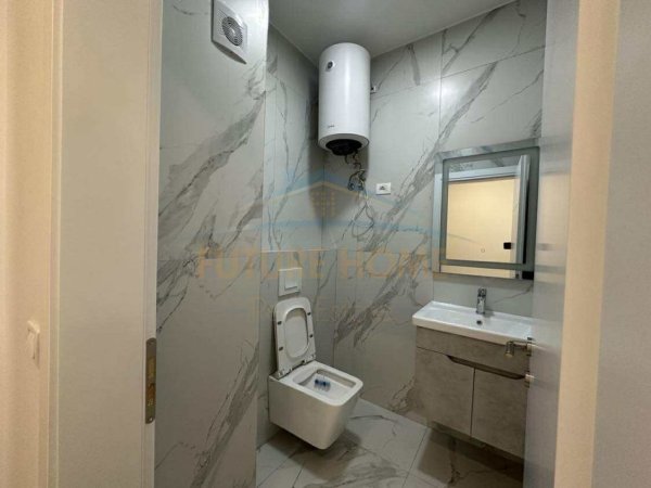 0683487469 Tirane, jepet me qera apartament 2+1+Parkim Kati 8, 91 m² 600 € (Astir , Prane Viles L)