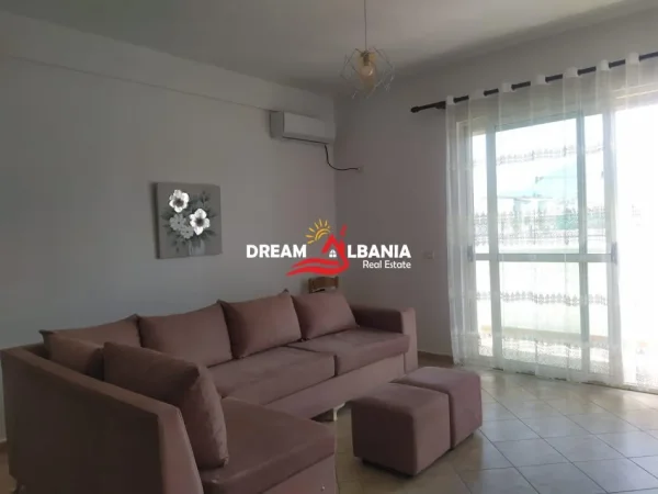 Tirane, jepet me qera 1+1 Kati 3, 80 m² 520 € (tek Rruga Riza Cerova)