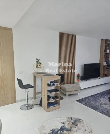 Tirane, shitet apartament 1+1 Kati 2, 93 m² 119.000 € (Fresku)