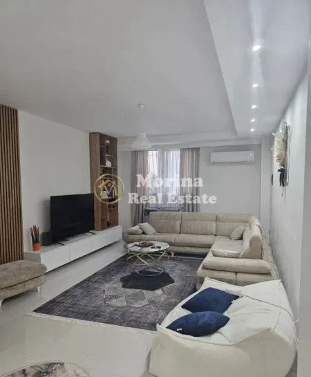 Tirane, shitet apartament 1+1 Kati 2, 93 m² 119.000 € (Fresku)