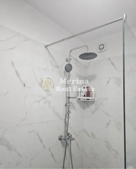 Tirane, shitet apartament 1+1 Kati 2, 93 m² 119.000 € (Fresku)