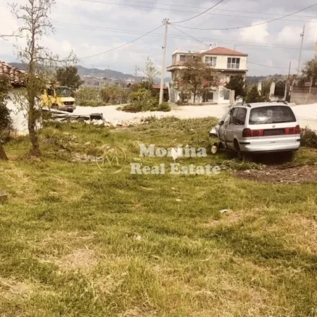 Tirane, shitet toke , 300 m² 80.000 € (Kashar)