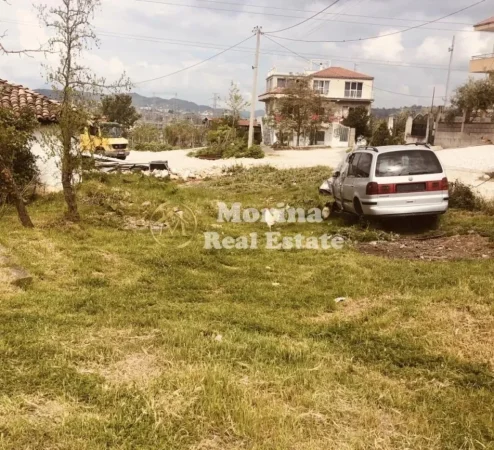 Tirane, shitet toke , 300 m² 80.000 € (Kashar)