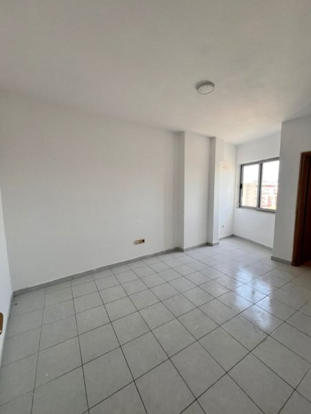 Tirane, shes apartament 2+1 Kati 7, 100 m² 120.000 € (Astir)