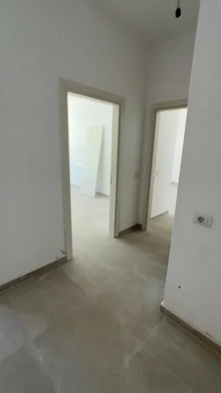 Tirane, shitet apartament 2+1 , 128 m² 102.480 € 