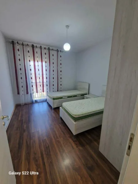 Tirane, jepet me qera apartament 2+1+Ballkon Kati 6, 110 m² 650 € (GREEN CITY ASTIR)