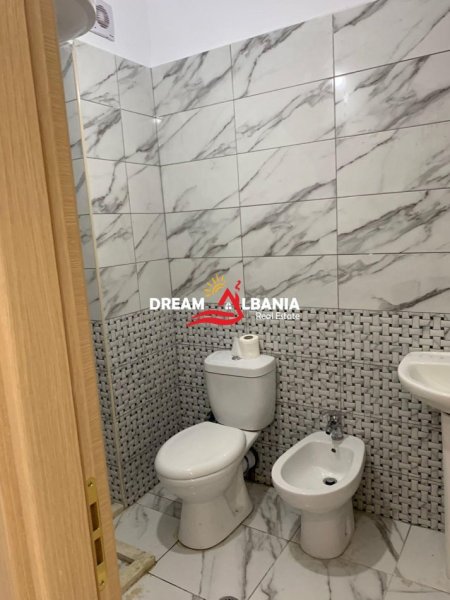 Jepet-me-qera-apartament-21-tek-Kopshti-Botanik-prane-xhamise-ID-42214707-9.jpg