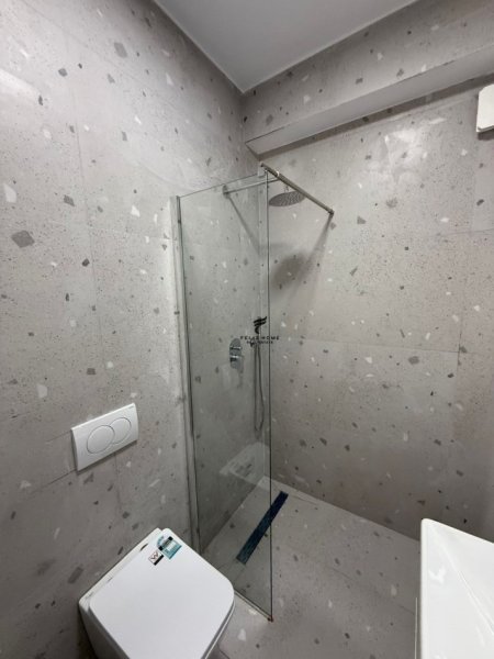 Shkembi Kavajes, shitet apartament 1+1 Kati 1, 57 m² 77.000 € (PAS SHINAVE)