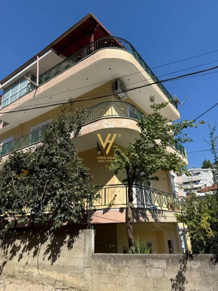 Tirane, shitet Vile 3 Katshe Kati 0, 498 m² 800.000 € (SELITE)
