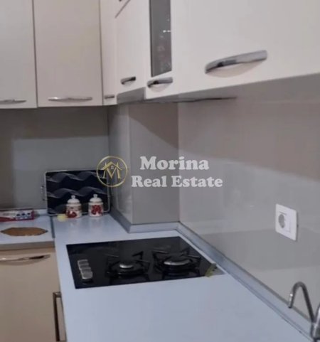 Tirane, jepet me qera apartament 2+1+Ballkon Kati 6, 110 m² 500 € (Astir)