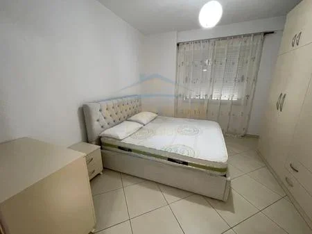 Tirane, shitet apartament 3+1 Kati 3, 117 m² 220.000 € (Bulevardi i Ri)