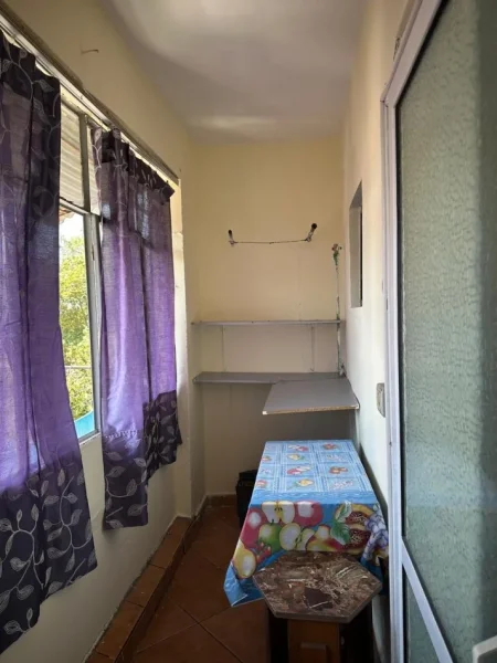 Tirane, jepet me qera apartament 1+1 Kati 4, 65 m² 40.000 € (Laprake)