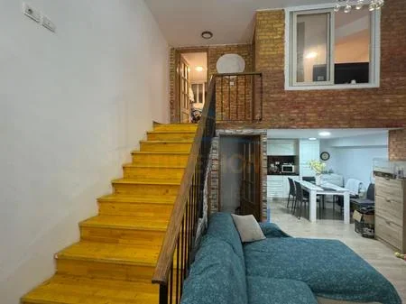 Tirane, shitet apartament 2+1 Kati 1, 76 m² 75.000 € (Fresku)