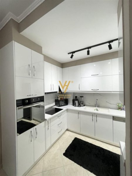 Tirane, shitet apartament 2+1+Ballkon Kati 7, 87 m² 139.000 € (ASTIR)