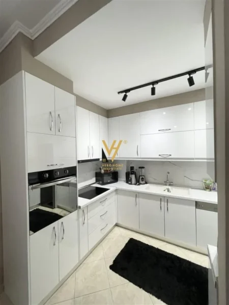 Tirane, shitet apartament 2+1+Ballkon Kati 7, 87 m² 139.000 € (ASTIR)