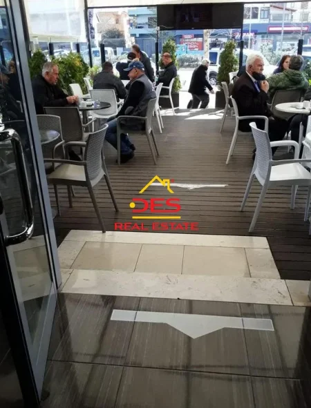 Vlore, jepet me qera ambjent biznesi Kati 0, 97 m² 800 € (Rruga Gjergj Kastrioti)
