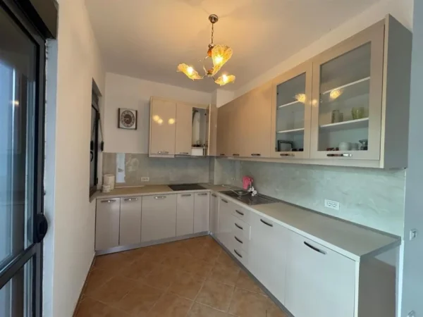 Tirane, shitet apartament 2+1 Kati 2, 126 m² 260.000 € (PRANE SQUARE 21)