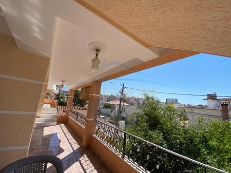 Tirane, jepet me qera apartament 2+1 Kati 1, 157 m² 500 € 