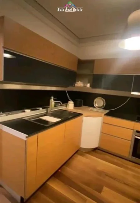 Tirane, jepet me qera apartament 1+1 Kati 2, 75 m² 600 € (prane Shkolles se Kuqe)