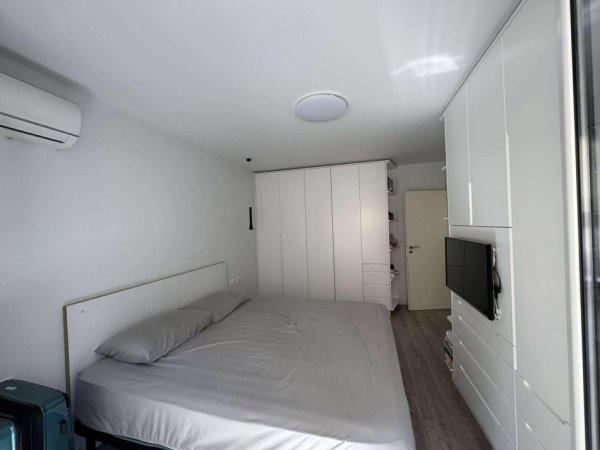Tirane, jepet me qera apartament 2+1+Ballkon , 100 m² (Vaso Pasha)