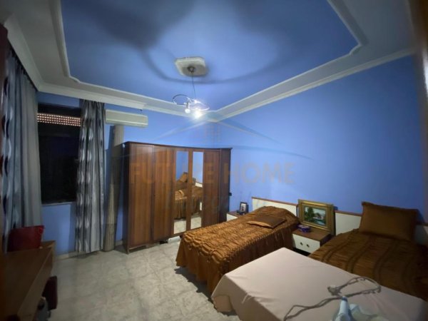 Tirane, jepet me qera Vile 2 Katshe , 1.000 € (Shkolla e Baletit)