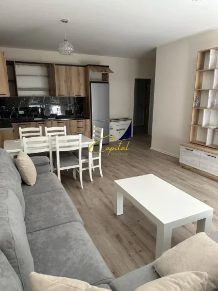 Tirane, jepet me qera apartament 2+1 Kati 2, 75 m² 600 € (5 MAJI)