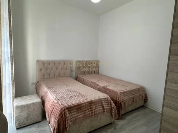 Tirane, jepet me qera apartament 2+1 Kati 3, 100 m² 570 € (Astir)