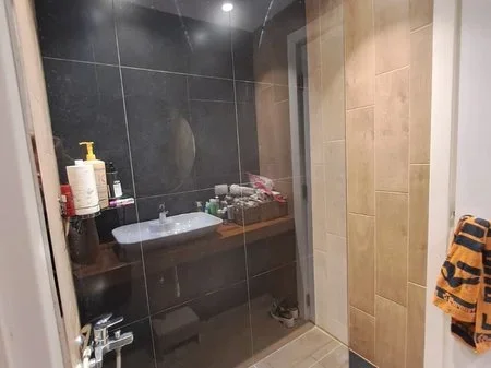 Tirane, jepet me qera Dublex Kati 1, 125 m² 900 € (Rezidenca Kodra Diellit 2)