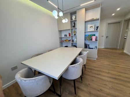 Tirane, jepet me qera apartament Dublex Kati 4, 150 m² 1.400 € 
