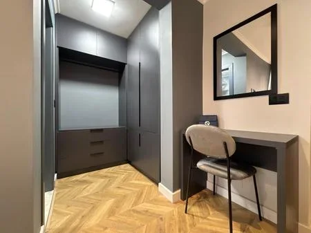 Tirane, shitet apartament 3+1 Kati 5, 107 m² 268.000 € (Mine Peza)