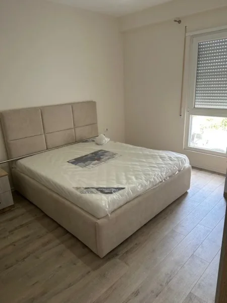 Tirane, jepet me qera apartament 2+1 Kati 2, 100 m² 600 € (5 Maj Concord Center prane Mjeksis)