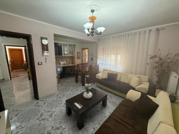 Pogradec, shitet apartament 1+1+Ballkon Kati 5, 60 m² 56.000 € (Rruga Kajo Karafili)