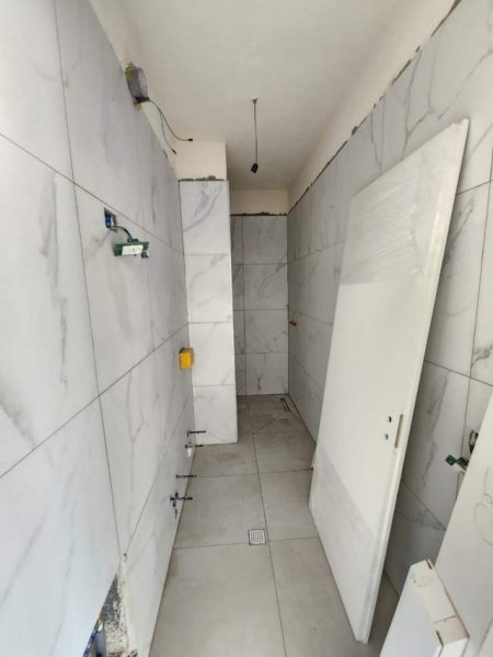 Tirane, shitet garsonier Kati 7, 48 m² 75.360 Euro (Rruga e Dibres)