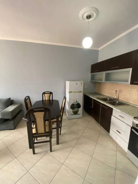 Tirane, jepet me qera apartament 1+1+BLK Kati 4, 60 m² 350 Euro (Kompleksi Vizion Plus)