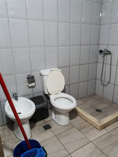 Vlore, jepet me qera apartament ne plazh Kati 1, 78 m² 5.000 Leke (Cameria)