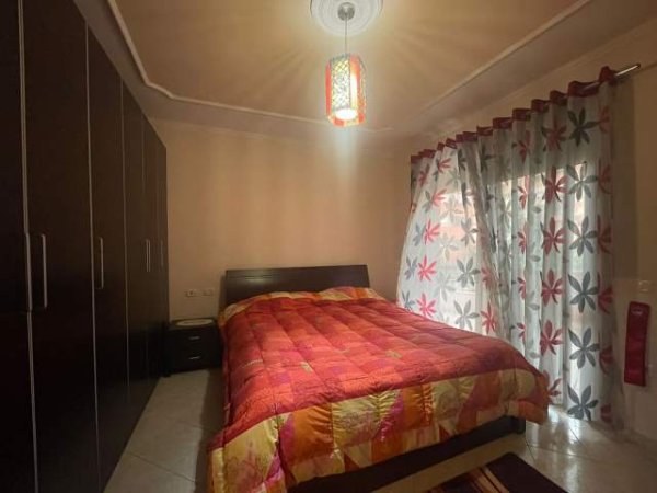 Tirane, jepet me qera apartament 2+1+BLK Kati 1, 110 m² 350 Euro (Rruga Loni Ligori)